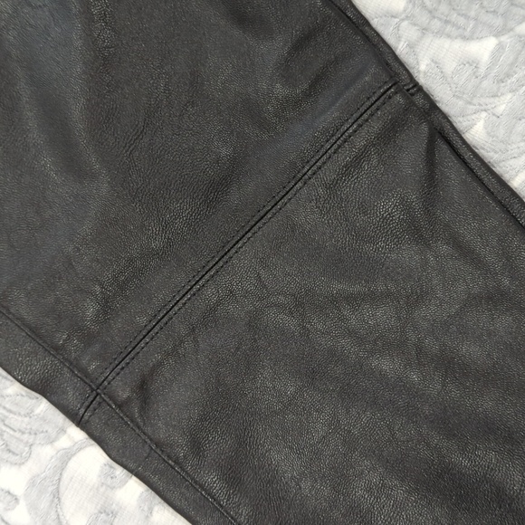 H&M Vegan black leather leggings, size 6 - Picture 4 of 4